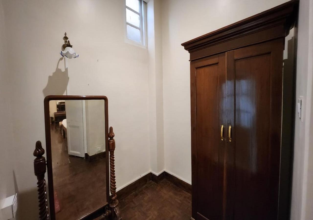 Ivanhoe Hotel Дарджилинг Экстерьер фото