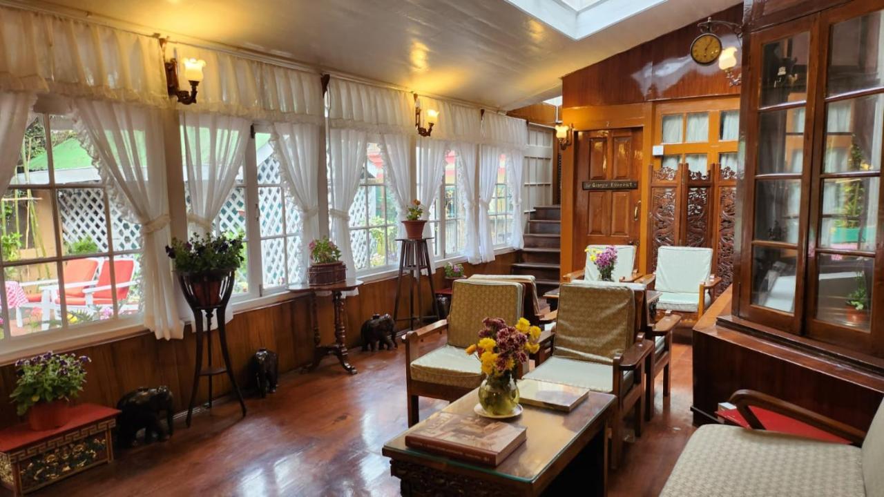 Ivanhoe Hotel Дарджилинг Экстерьер фото