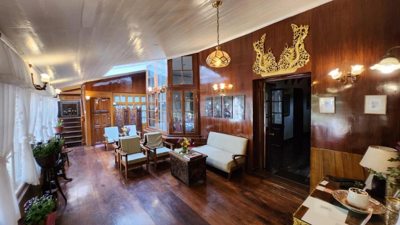Ivanhoe Hotel Дарджилинг Экстерьер фото
